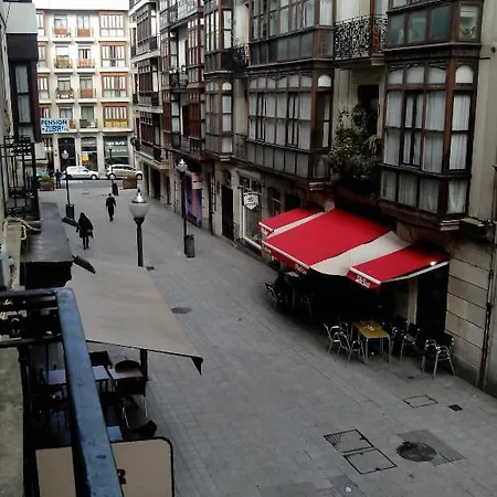 Zubia Urban Pensión *